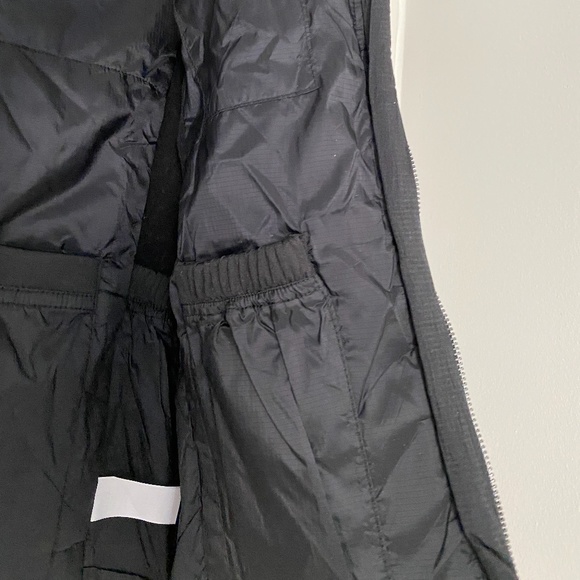 NEW - The Vest - Multi Pocket Black Vest - Small - Picture 7 of 7